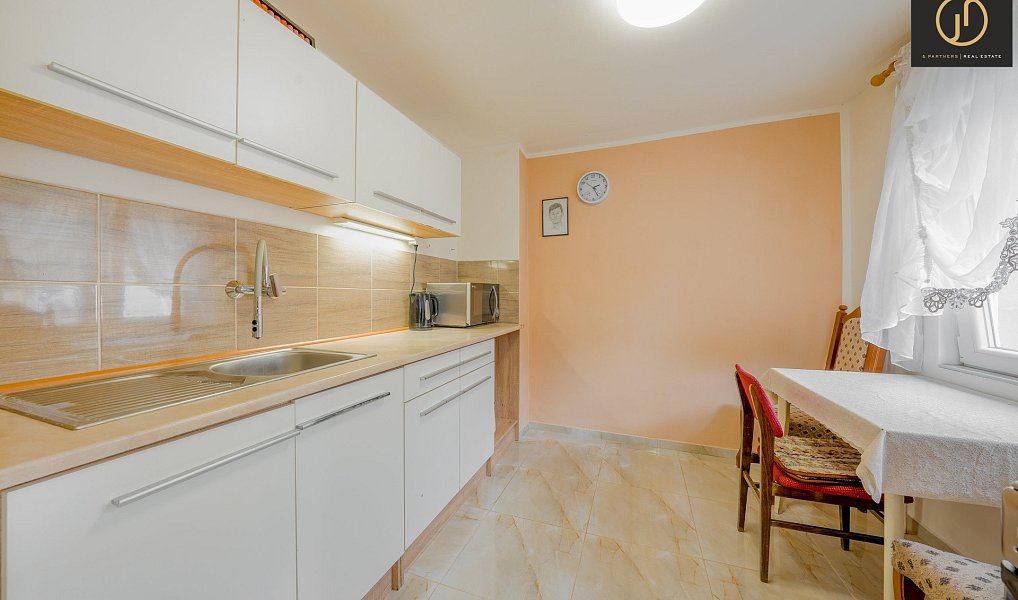 Prodej domu 640 m² s pozemkem 2 342 m², Chožov – náhled fotky 7