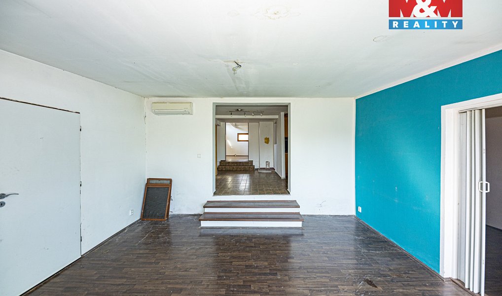 Prodej domu 170 m² s pozemkem 1 774 m², Lošany – náhled fotky 5