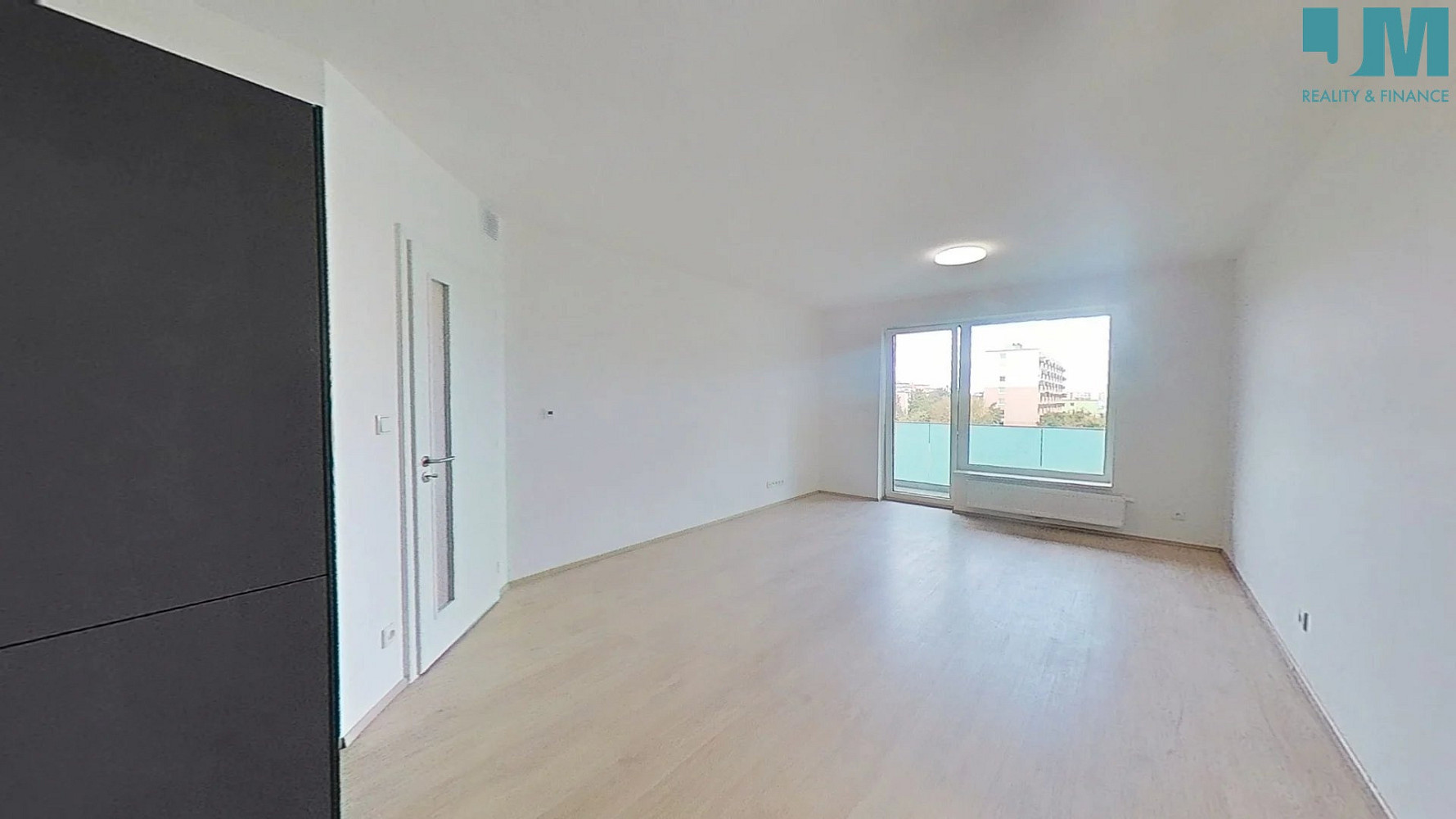 Pronájem bytu 2+kk 59 m² – fotografie 3