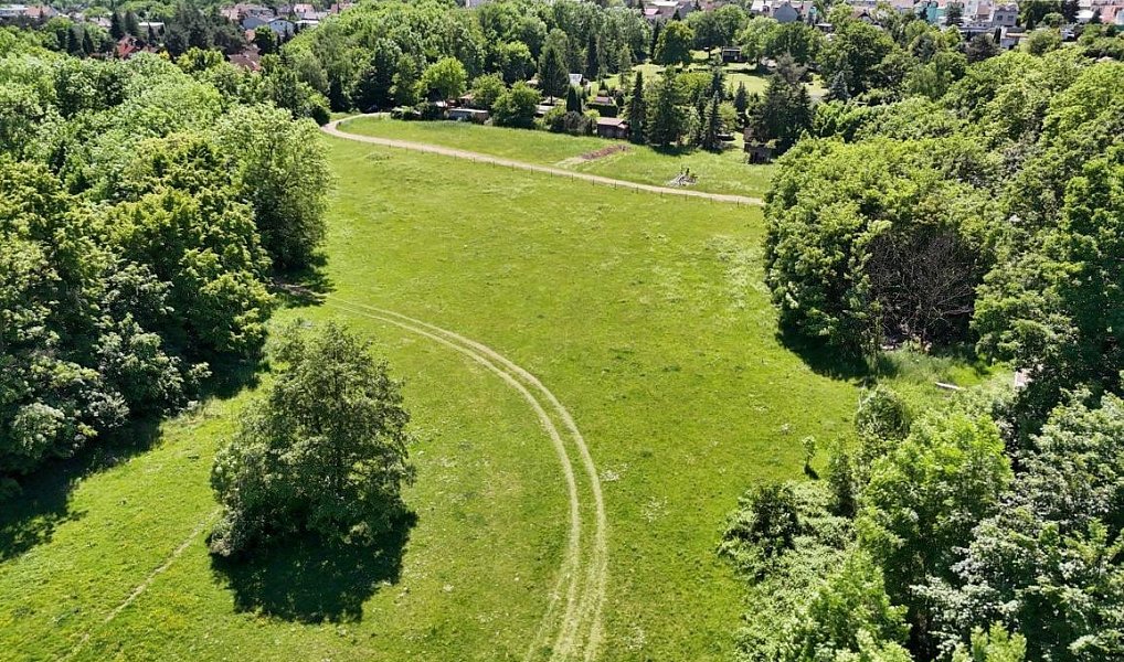 Prodej stavebního pozemku 29 804 m², Dubí – náhled fotky 4