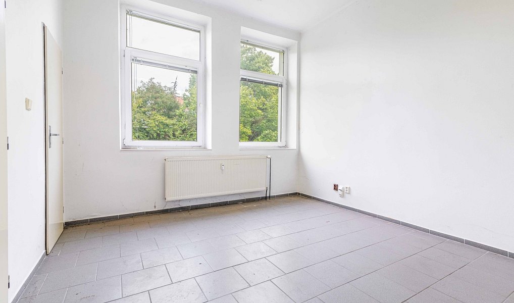 Pronájem kanceláře 38 m², Rakovník – náhled fotky 10