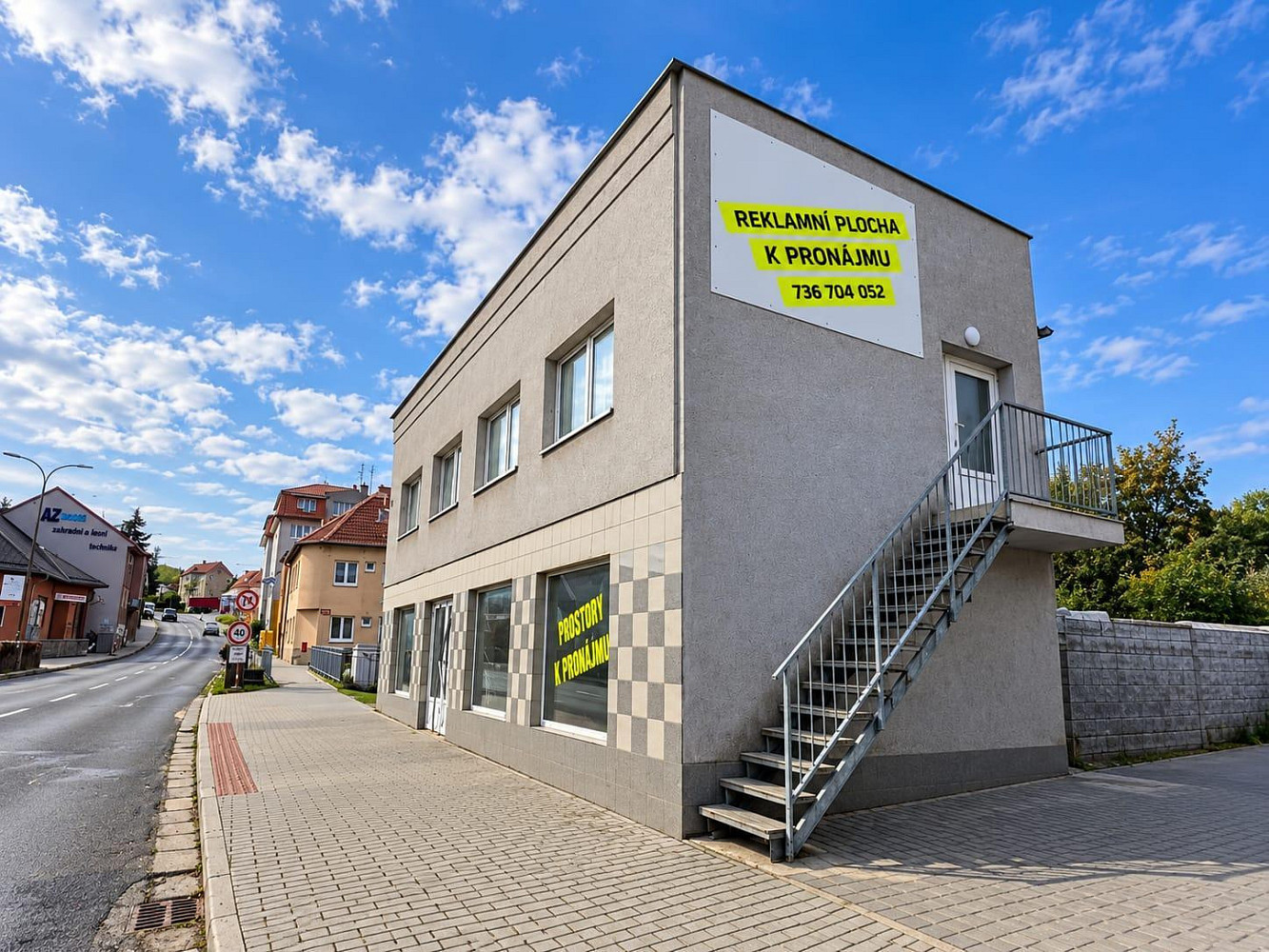 Pronájem obchodních prostor 86 m²