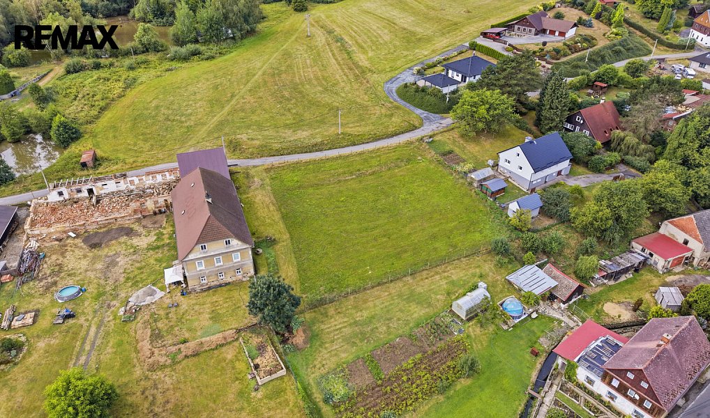 Prodej stavebního pozemku 1 477 m², Brniště – náhled fotky 9