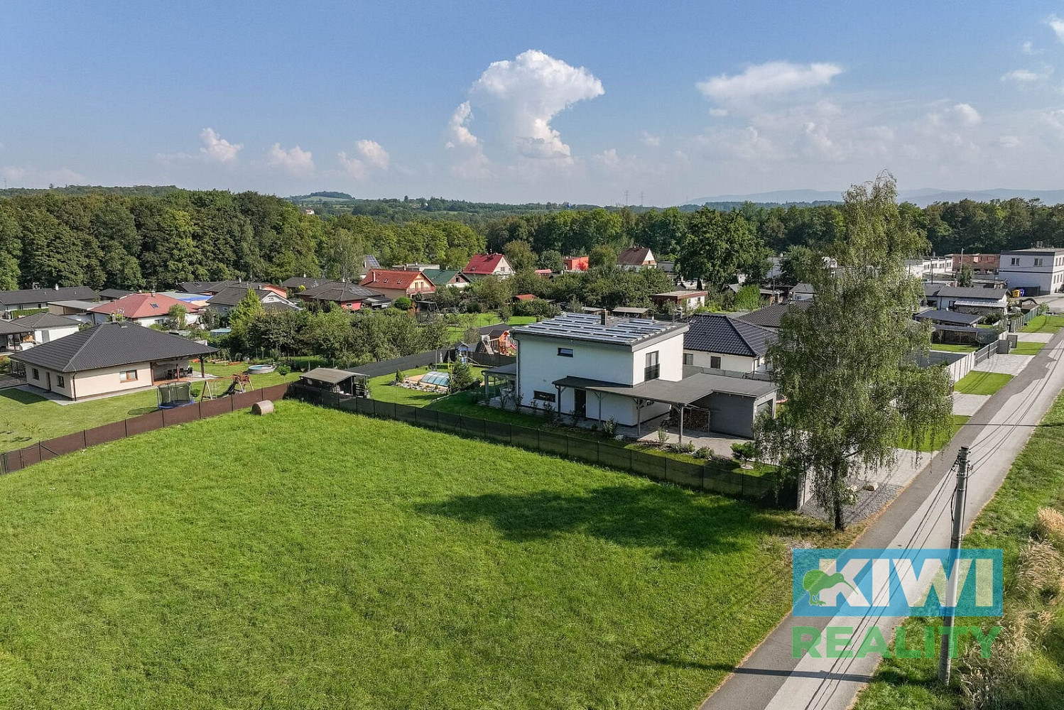 Prodej stavebního pozemku 1 000 m²