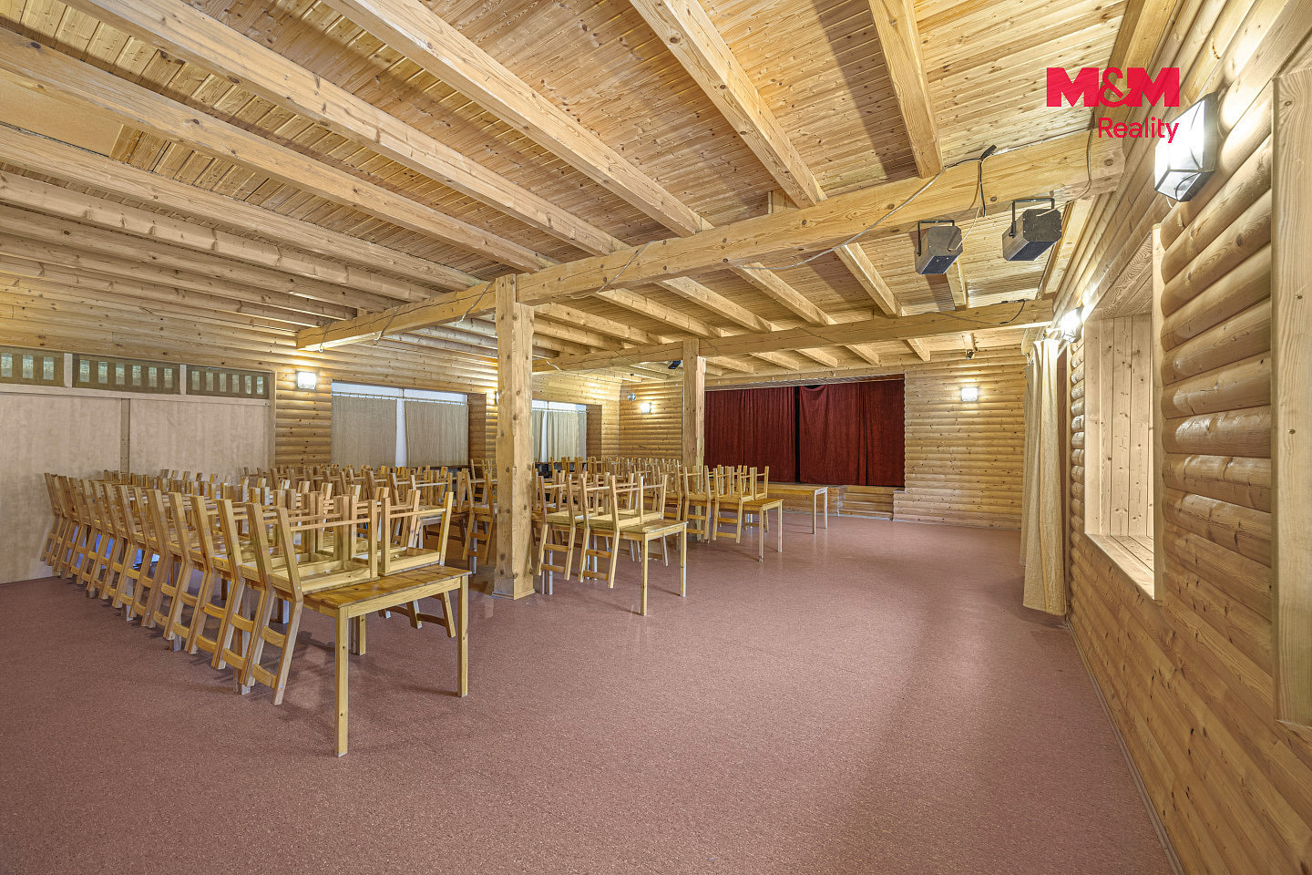 Prodej ubytovacího objektu 287 m² – fotografie 3