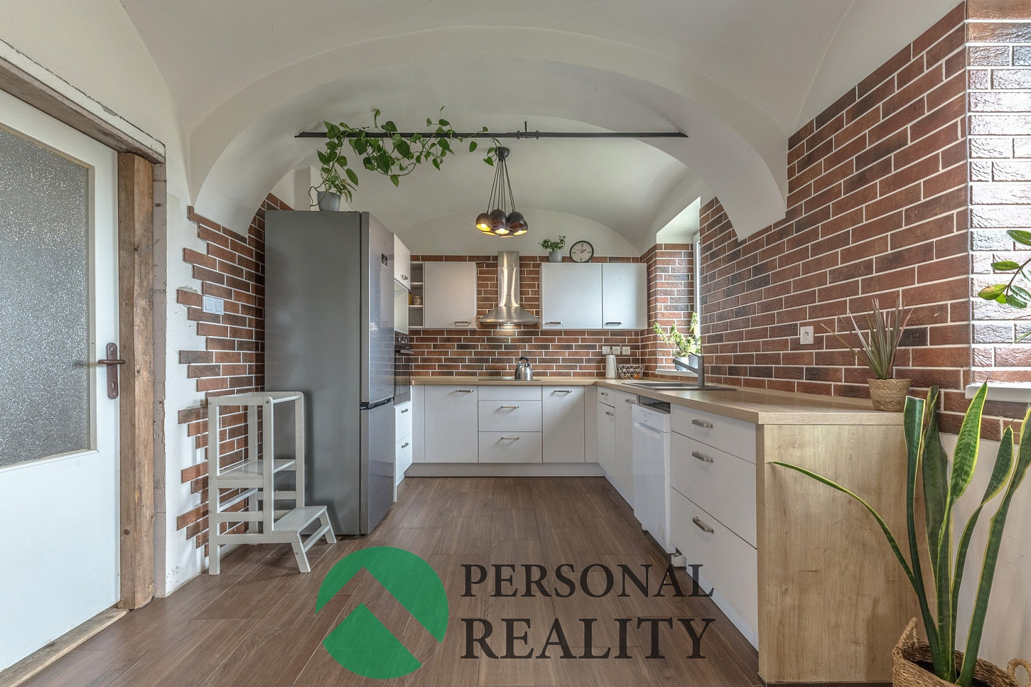 Prodej domu 115 m² s pozemkem 1 381 m² – fotografie 2