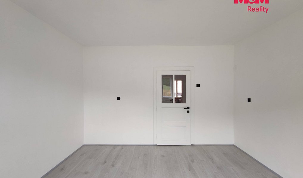 Prodej domu 150 m² s pozemkem 871 m², Bílá – náhled fotky 12