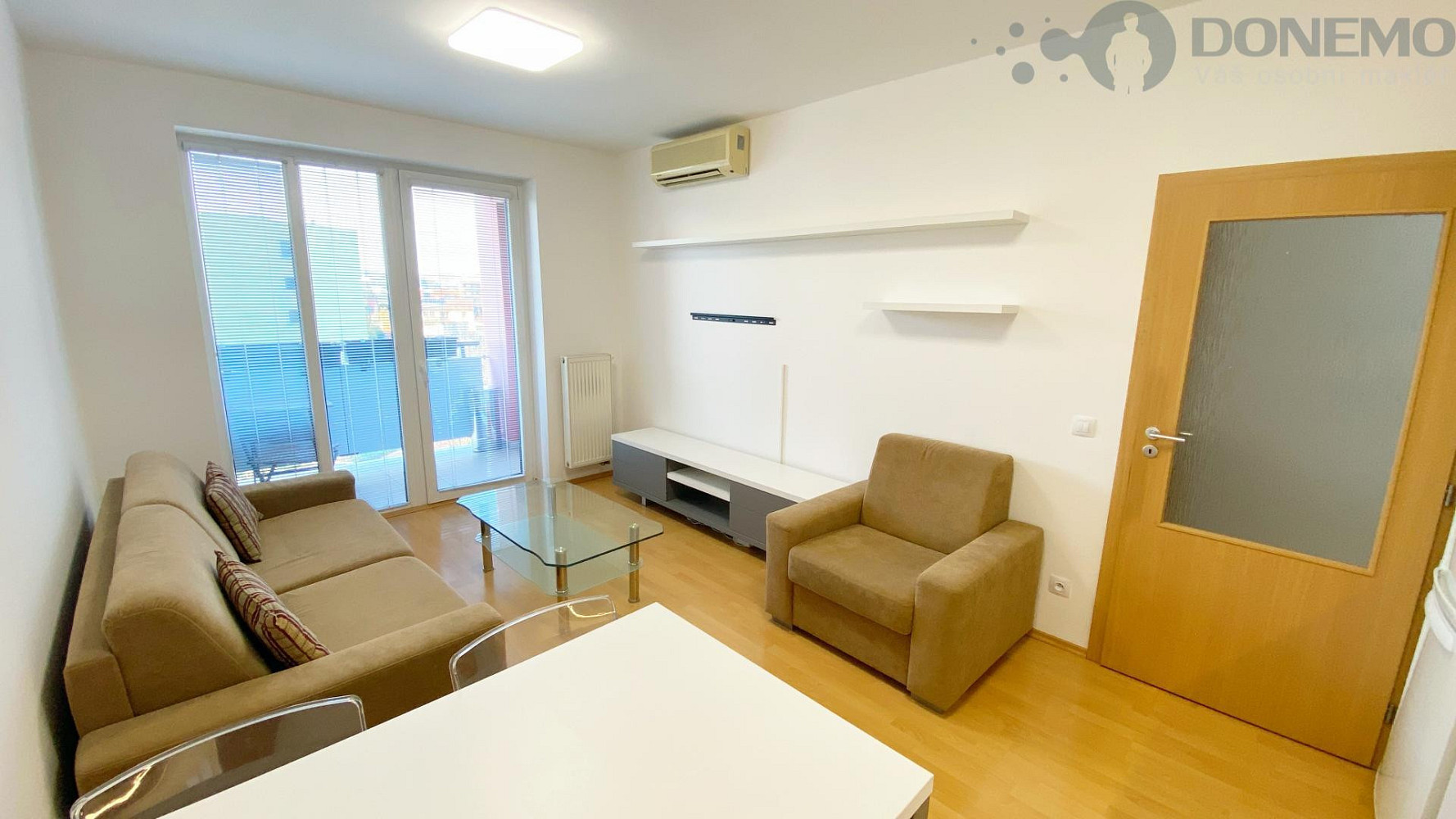 Pronájem bytu 2+kk 50 m² — photo 3