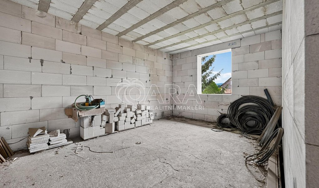 Prodej domu 170 m² s pozemkem 612 m², Lišany – náhled fotky 18