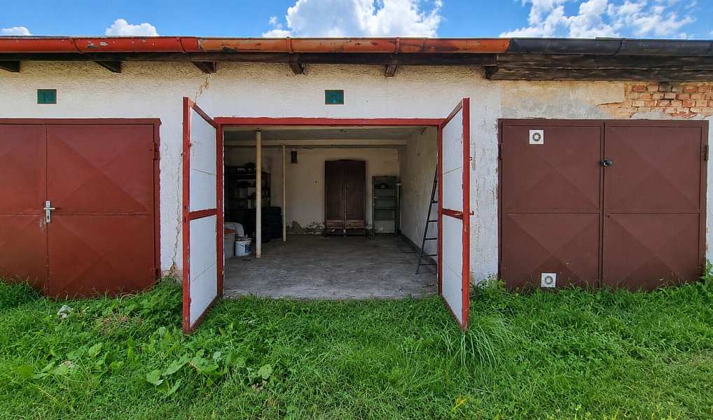 Prodej zděné garáže 18 m2 s vlastním pozemkem, Příbram – náhled fotky 2