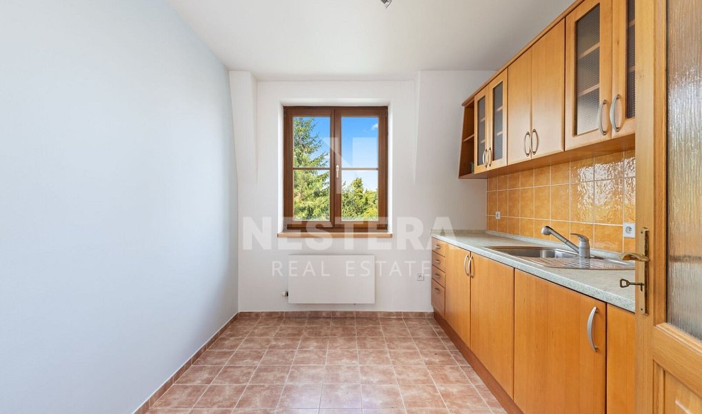 Prodej domu 444 m² s pozemkem 2 325 m², Vestec – náhled fotky 25