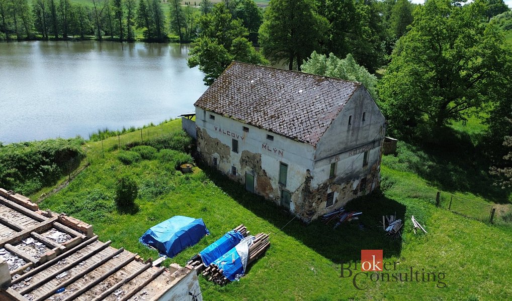 Prodej vodní plochy 19 964 m², Žákava – náhled fotky 3