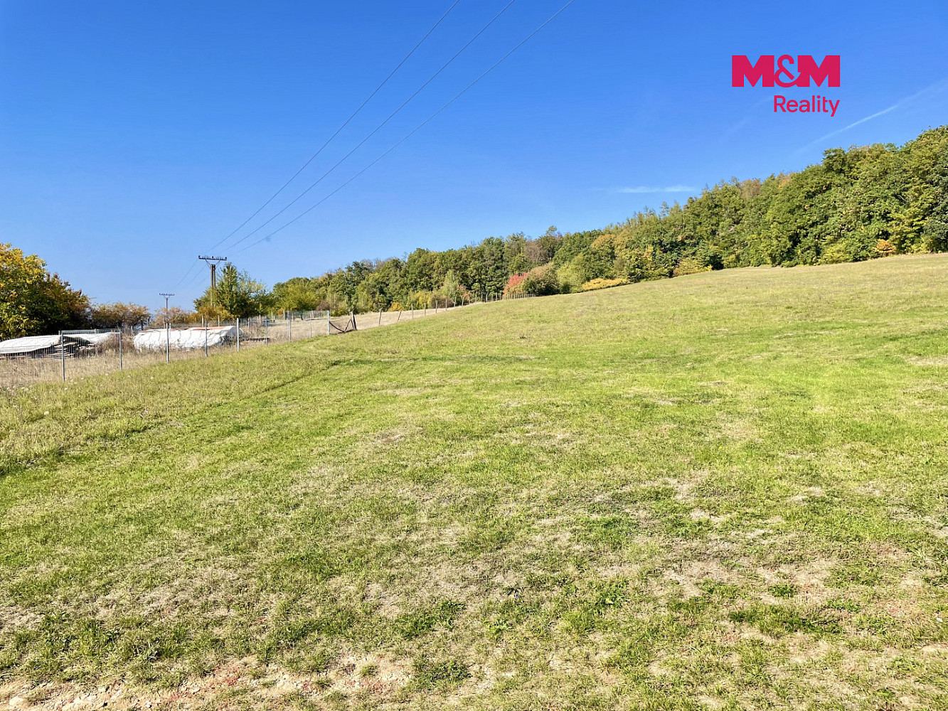 Prodej stavebního pozemku 900 m² – fotografie 3