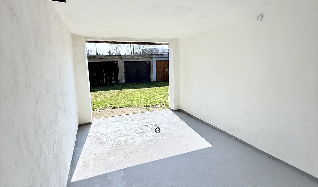 Garáž 18 m² Železnobrodská, Praha - Kbely, Praha – náhled fotky 8