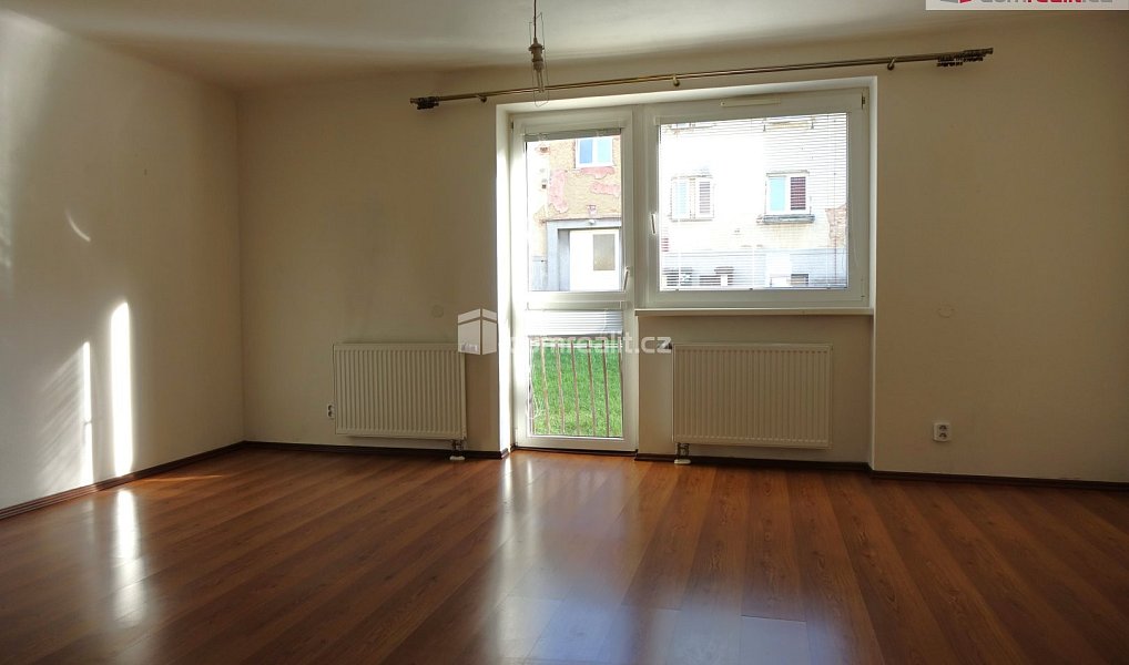 Pronájem bytu 2+1 60 m², Chocerady – náhled fotky 2