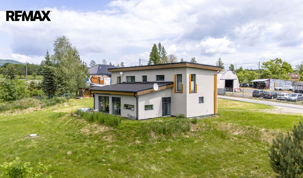 Prodej domu 193 m² s pozemkem 2 605 m², Krhová – náhled fotky 2