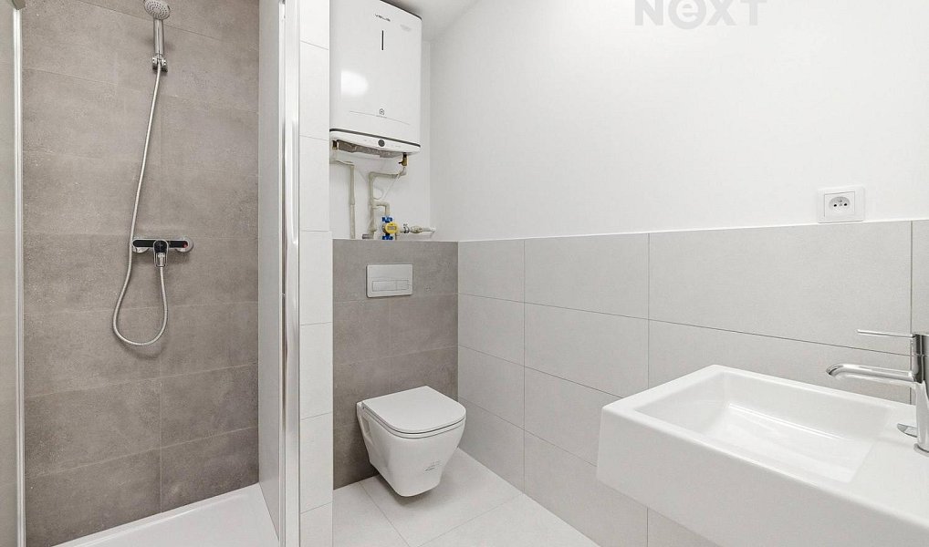 Prodej kanceláře 33 m², Praha – náhled fotky 4