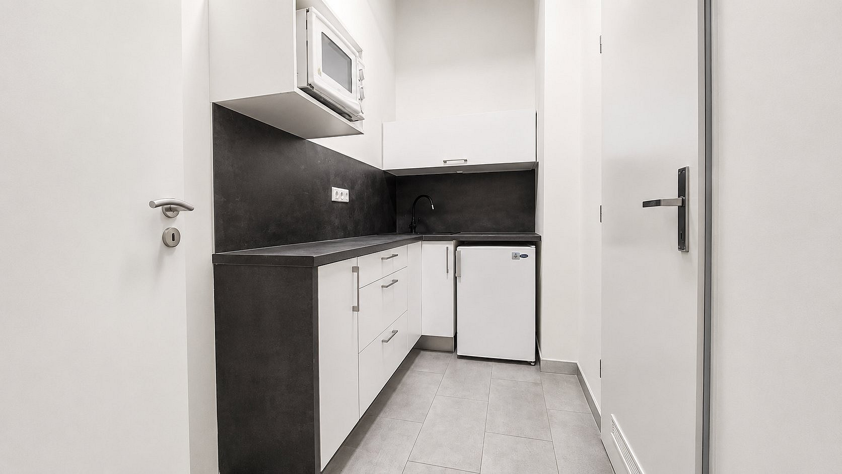 Pronájem kanceláře 57 m² – fotografie 5