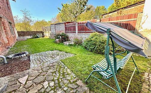 Pronájem domu 87 m² s pozemkem 360 m², Mlékařská, Rousínov - Slavíkovice, okres Vyškov