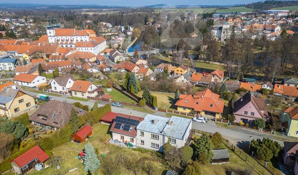 Prodej domu 220 m² s pozemkem 1 307 m², Březnice – náhled fotky 24