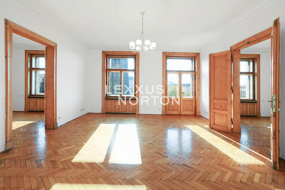 Pronájem bytu 6+kk 255 m²