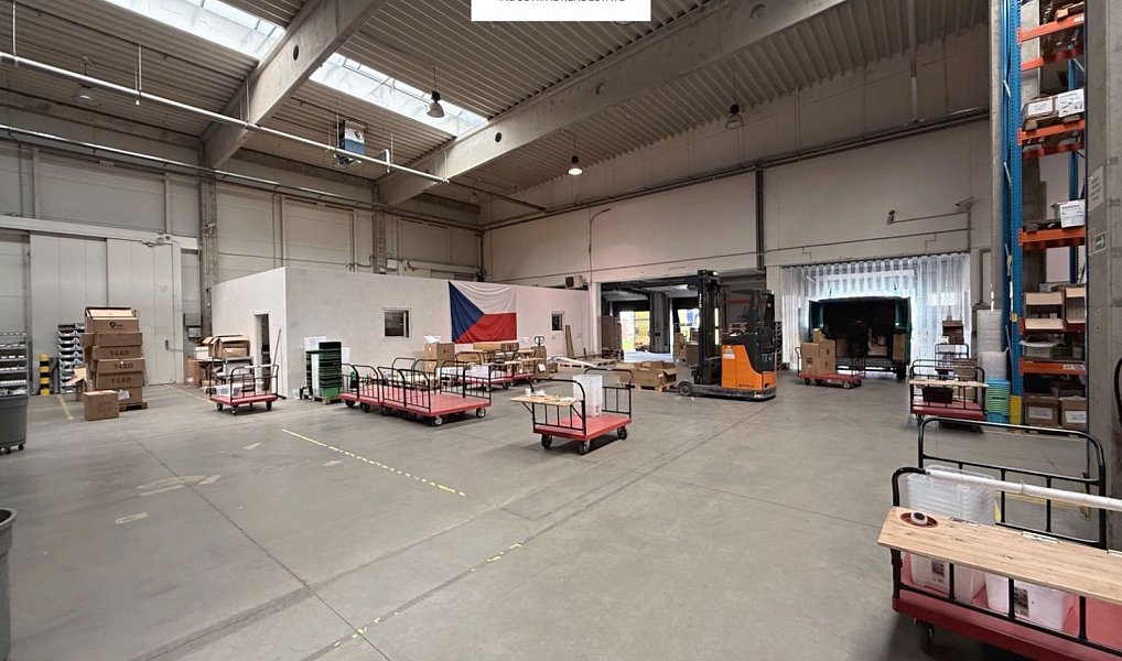 Pronájem skladovacích prostor 2 695 m², Praha – náhled fotky 8