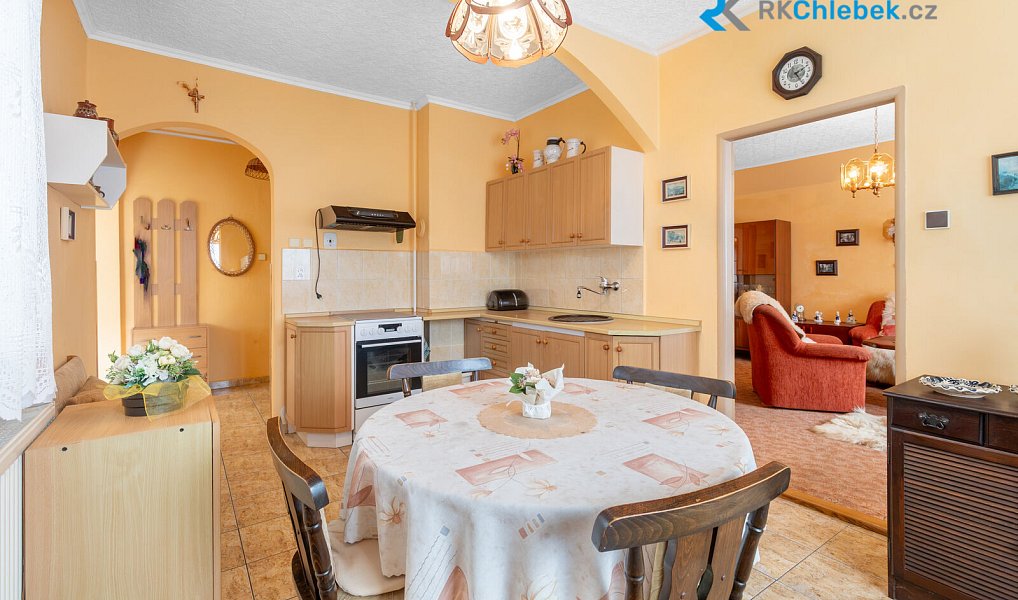 Prodej domu 150 m² s pozemkem 389 m², Velké Hoštice – náhled fotky 8