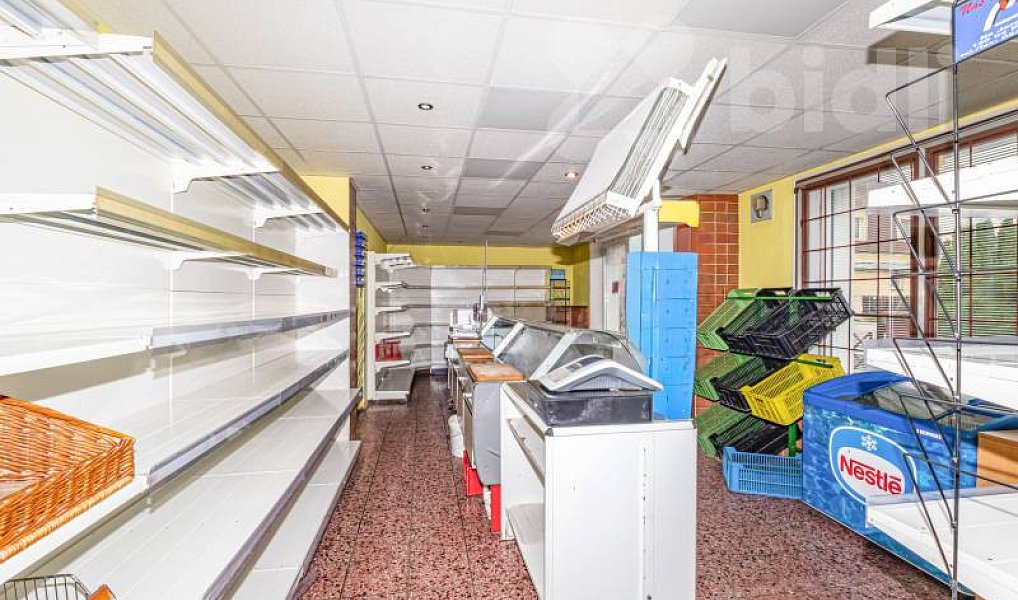 Prodej domu 285 m² s pozemkem 307 m², Jirkov – náhled fotky 25