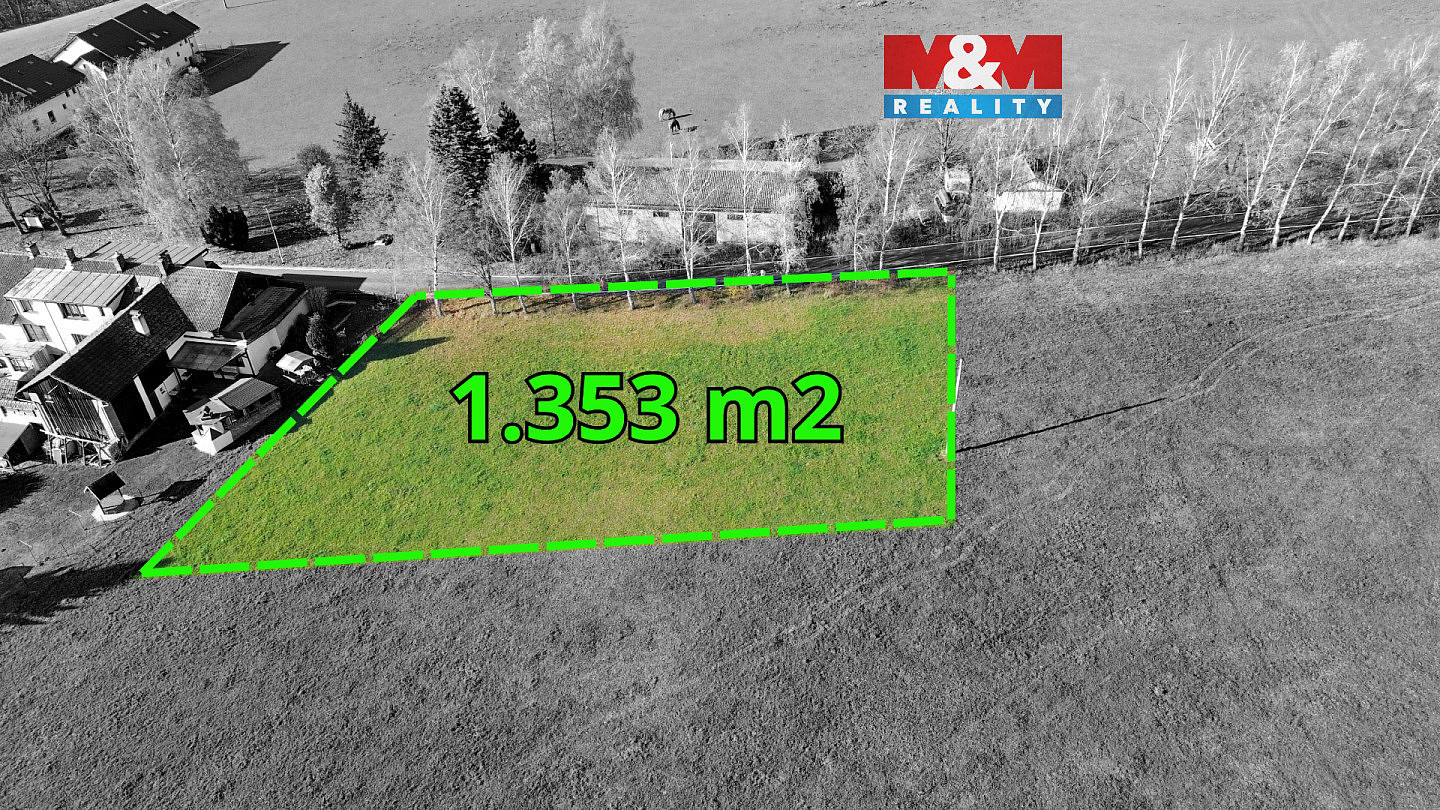 Prodej stavebního pozemku 1 353 m²