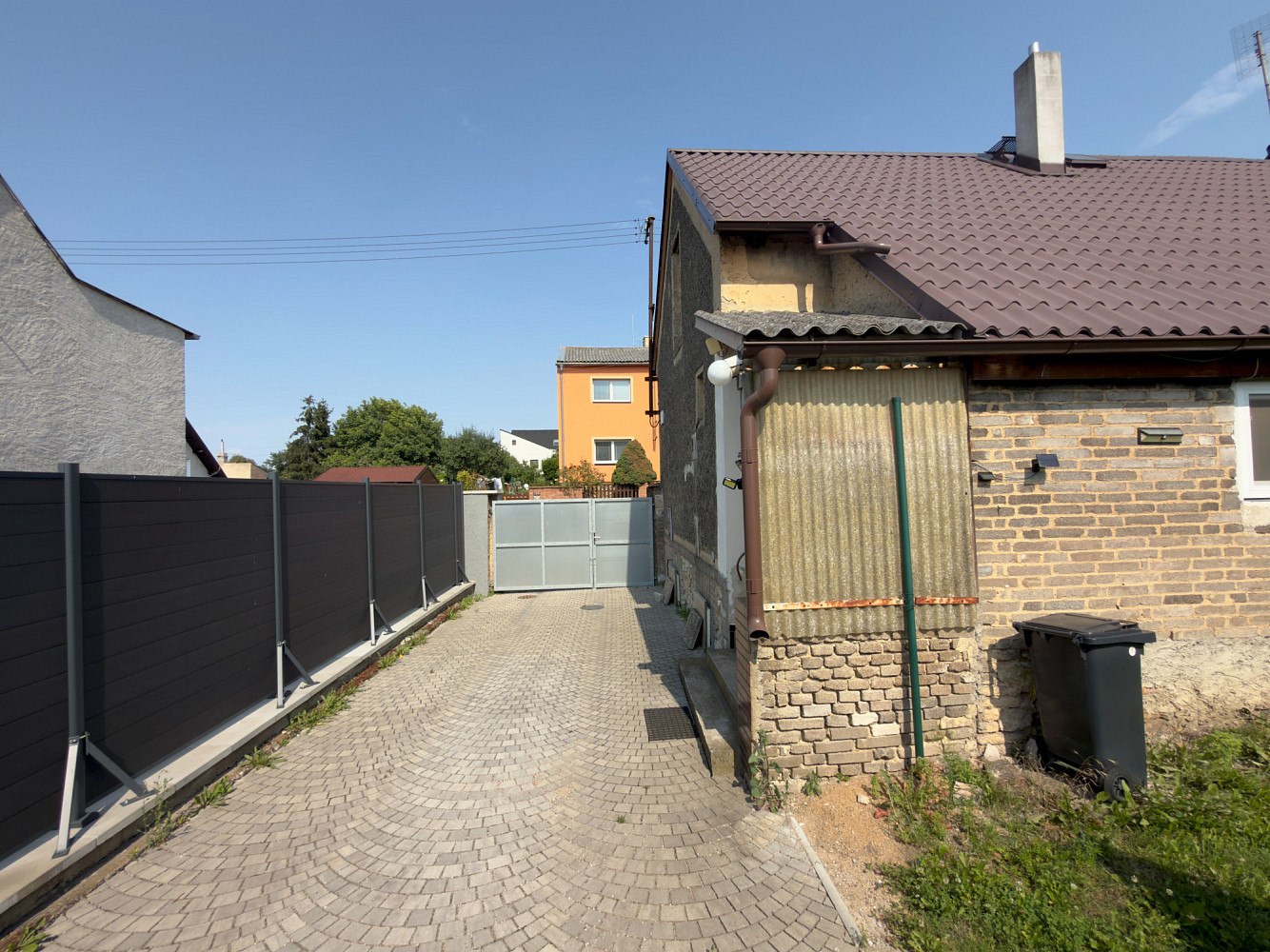 Prodej domu 60 m² s pozemkem 723 m² – fotografie 2
