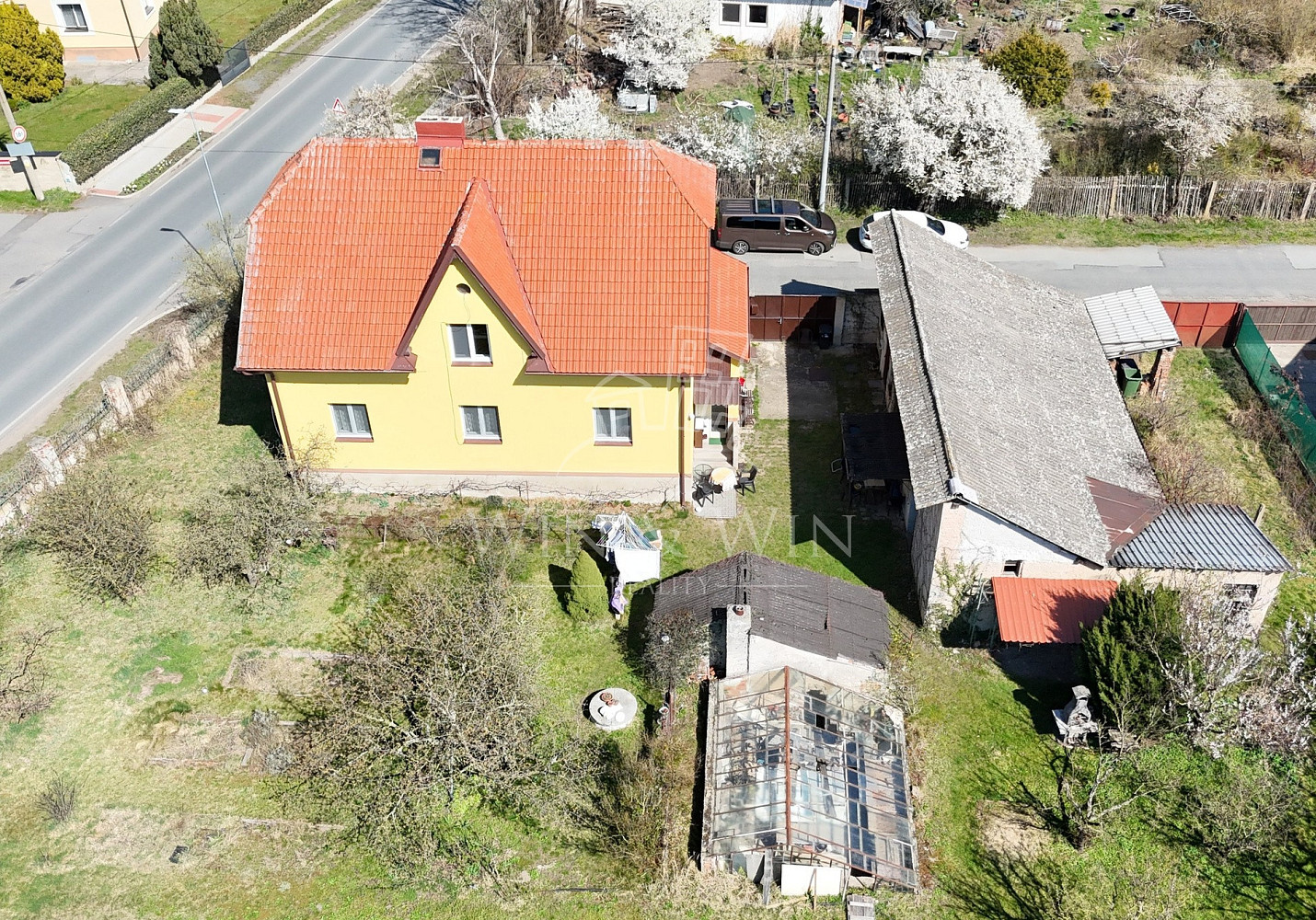 Prodej domu 240 m² s pozemkem 1 084 m² – fotografie 4