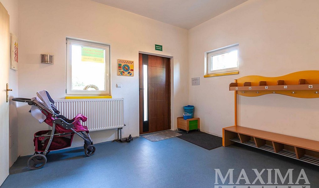 Prodej komerčního objektu (jiného typu) 237 m², Úvaly – náhled fotky 10