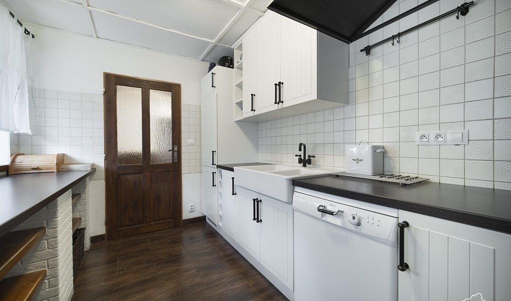 Prodej domu 240 m² s pozemkem 721 m², Loučná pod Klínovcem – náhled fotky 11