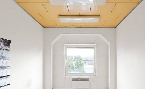 Pronájem kanceláře 357 m², Pražská, Mníšek pod Brdy, okres Praha-západ