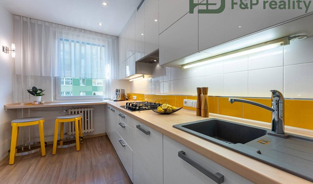 Prodej bytu 3+1 72 m², Praha – náhled fotky 5