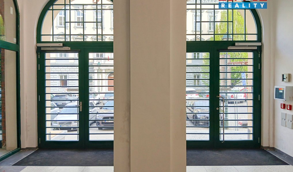 Prodej obchodních prostor 20 m², Opava – náhled fotky 21