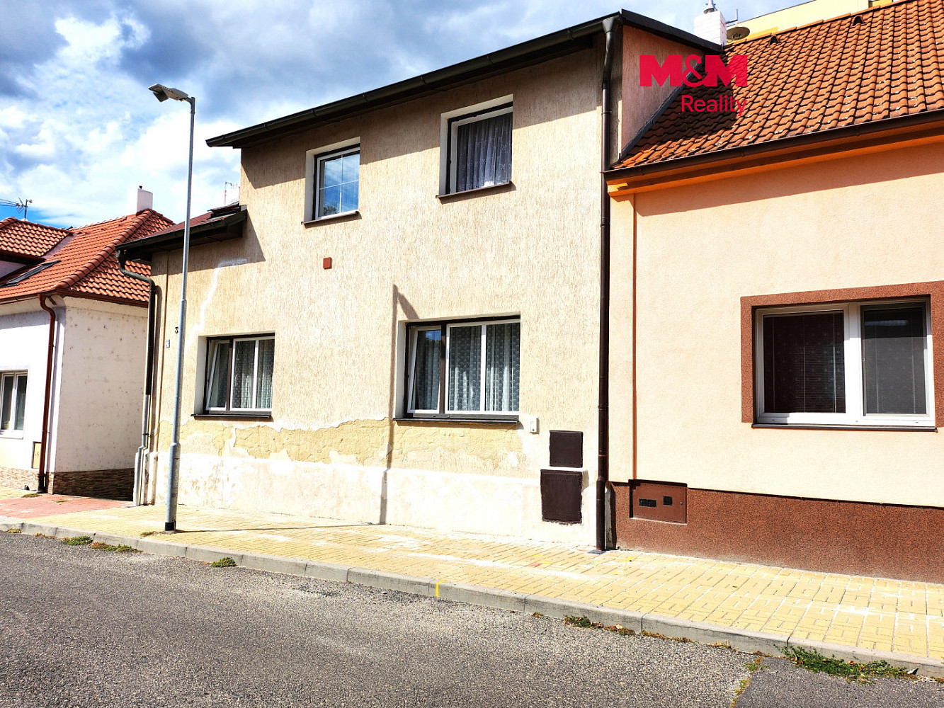 Prodej domu 160 m² s pozemkem 244 m²