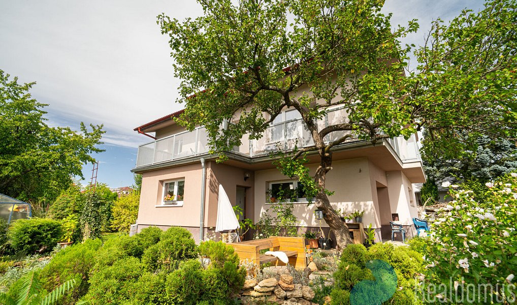 Prodej domu 245 m² s pozemkem 757 m², Litvínovice – náhled fotky 11