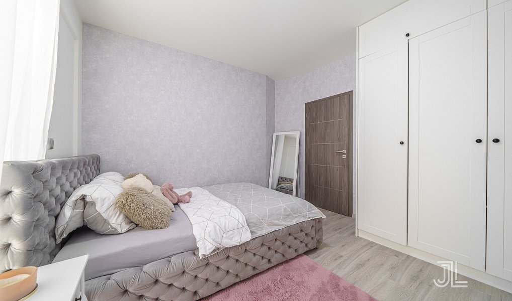 Prodej bytu 5+kk 120 m², Karlovy Vary – náhled fotky 2
