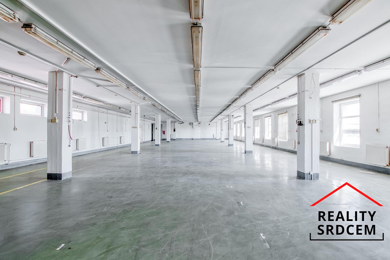 Pronájem skladovacích prostor 613 m² – fotografie 4