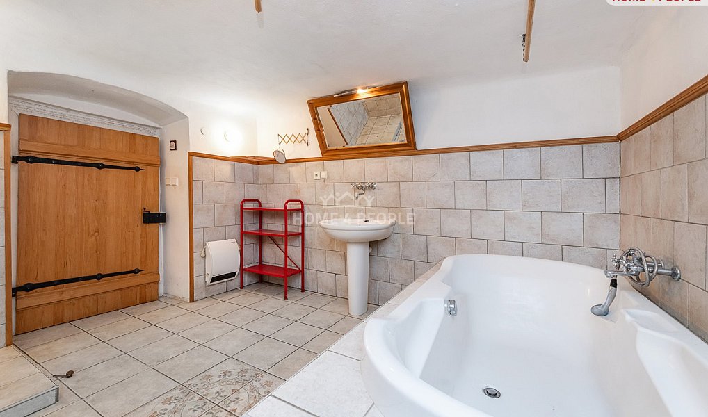 Prodej domu 190 m² s pozemkem 1 084 m², Vysoký Chlumec – náhled fotky 12