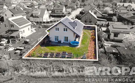 Prodej domu 145 m² s pozemkem 663 m², Břežany II, okres Kolín