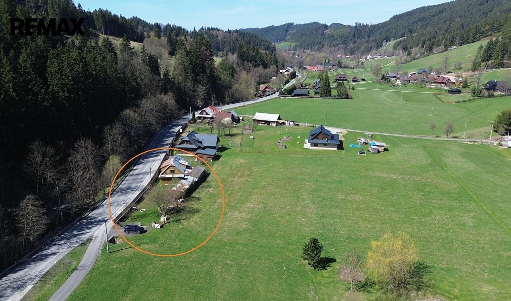 Prodej chaty/chalupy 745 m² s pozemkem 745 m², Velké Karlovice – náhled fotky 33
