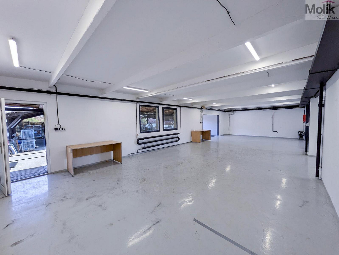 Pronájem skladovacích prostor 198 m² – fotografie 2
