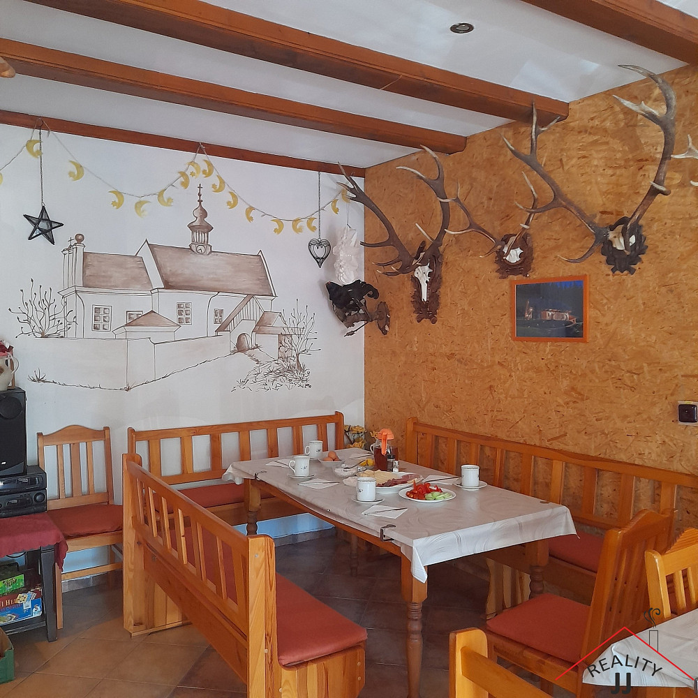 Prodej ubytovacího objektu 970 m² – fotografie 3