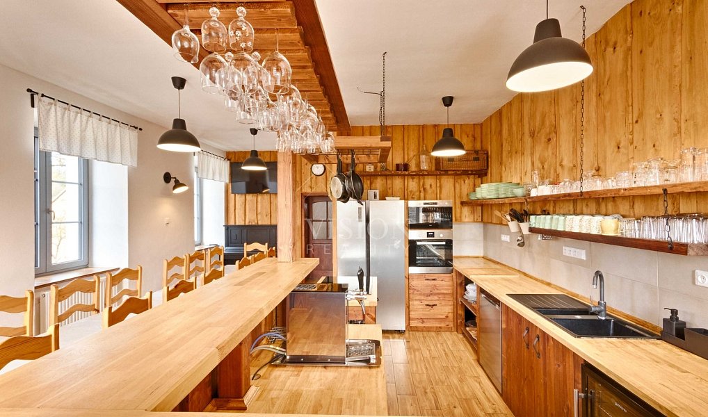 Prodej ubytovacího objektu 509 m², Kamenný Malíkov – náhled fotky 10