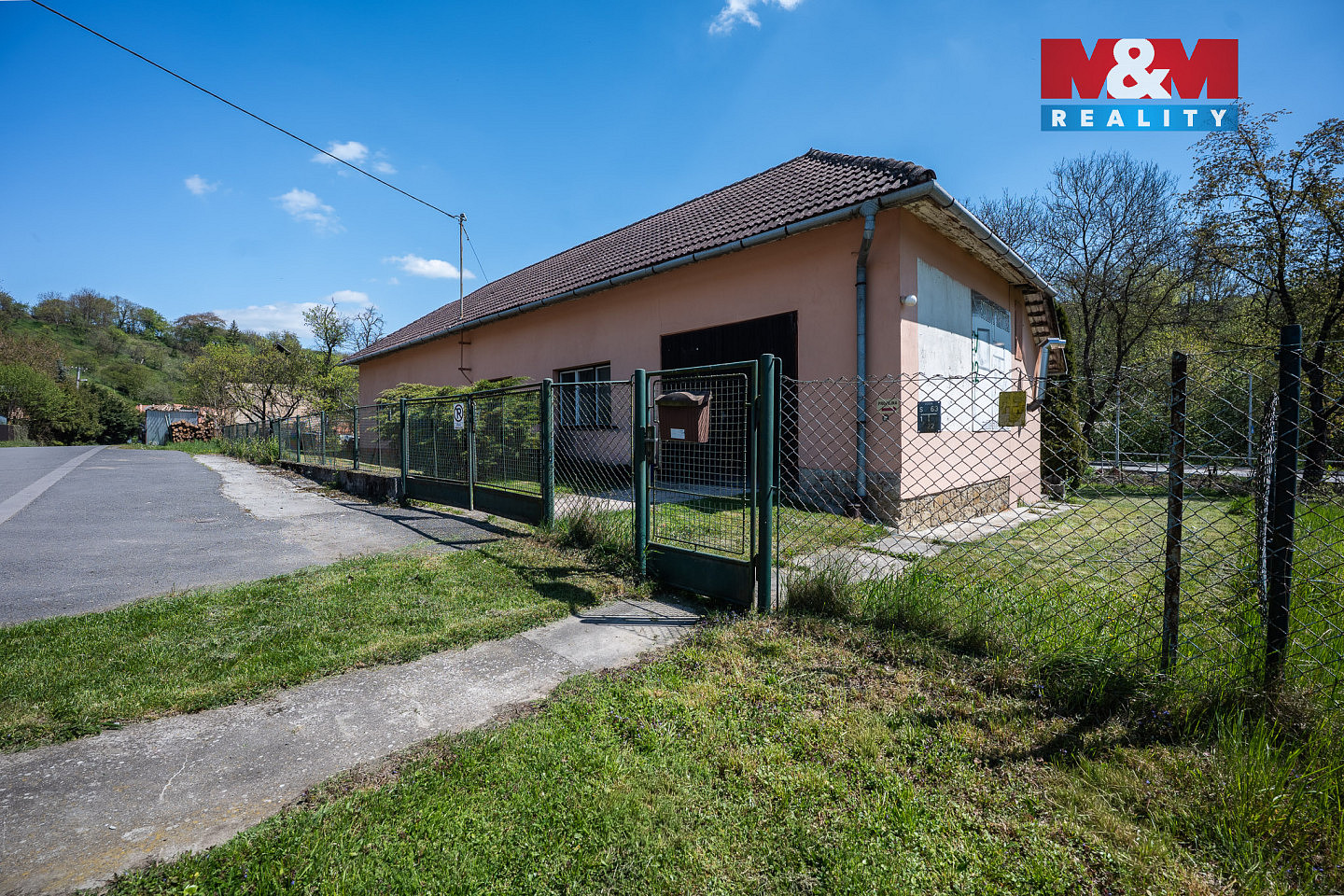 Prodej domu 298 m² s pozemkem 1 362 m² – fotografie 2