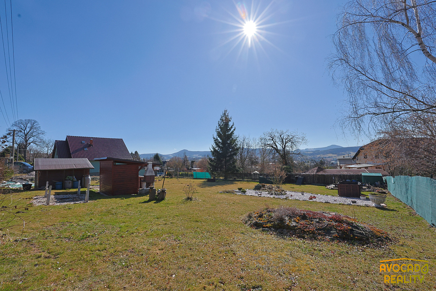 Prodej stavebního pozemku 971 m² – fotografie 3