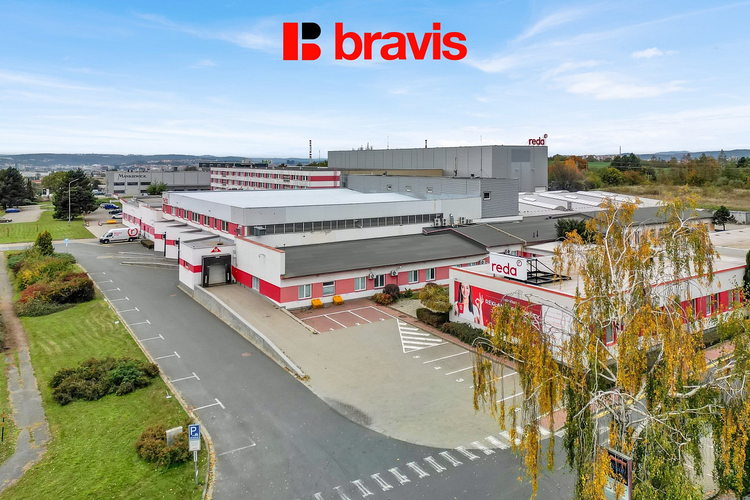 Pronájem kanceláře 257 m² – fotografie 2