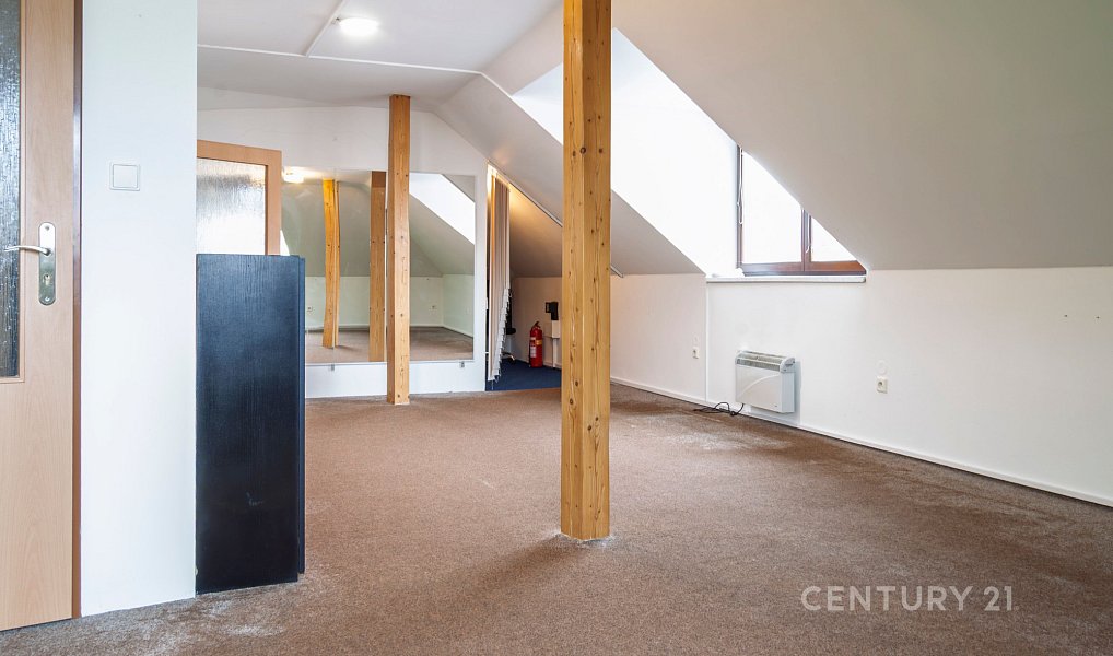 Pronájem obchodních prostor 82 m², Hranice – náhled fotky 14